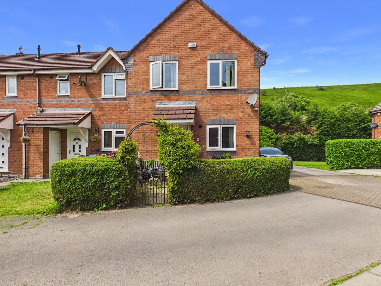 Brooklands Close, Mossley, OL5, photo 2