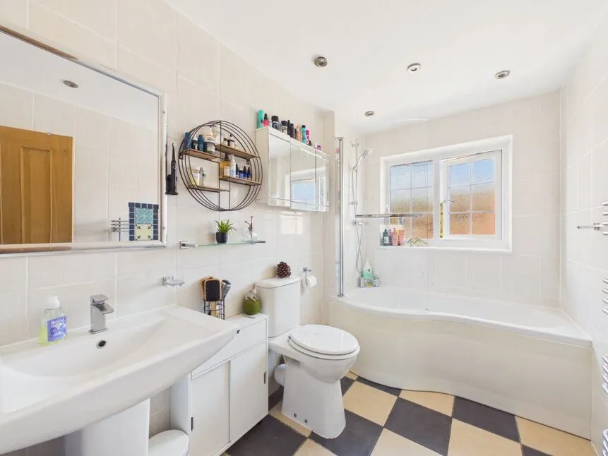 Belinda Court, Folkestone, Kent, CT19, photo 8