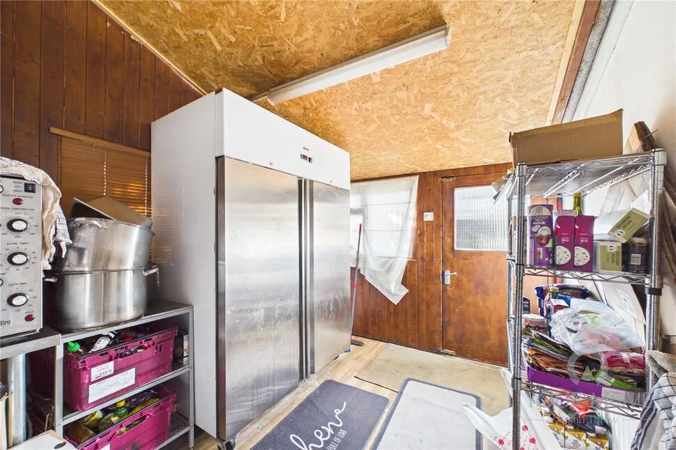 Symington Street, St James, NN5, photo 6