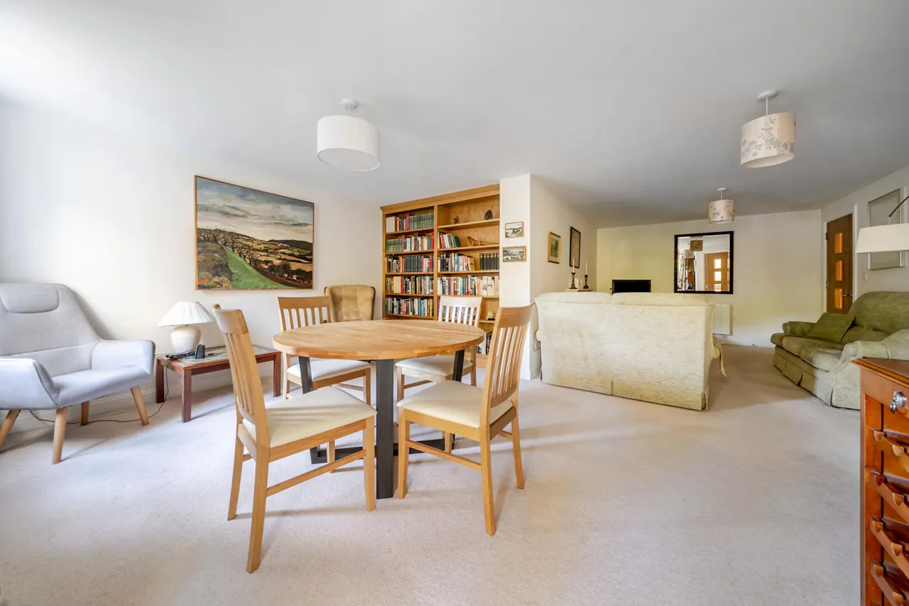 Bath Road, Devizes, SN10, photo 19