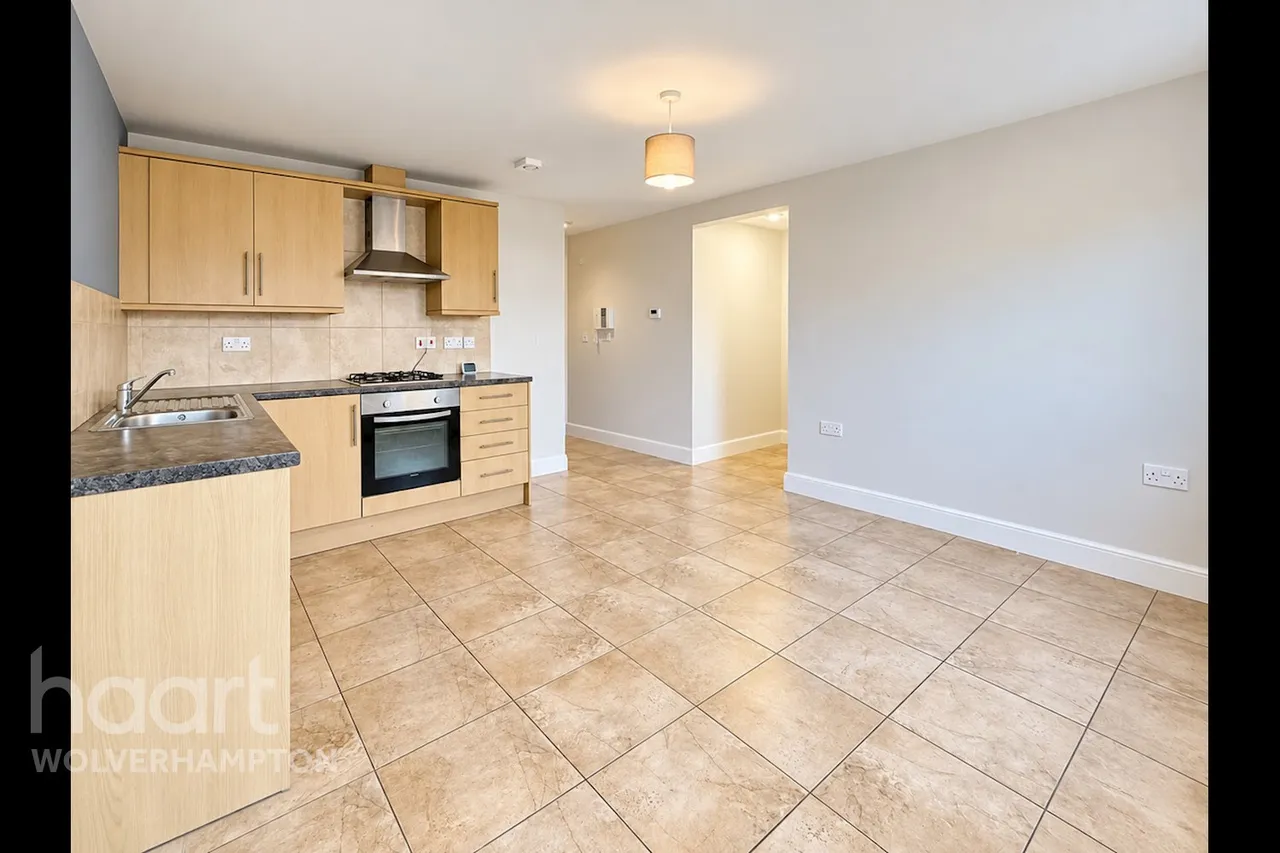 Bilston, WV14, photo 4