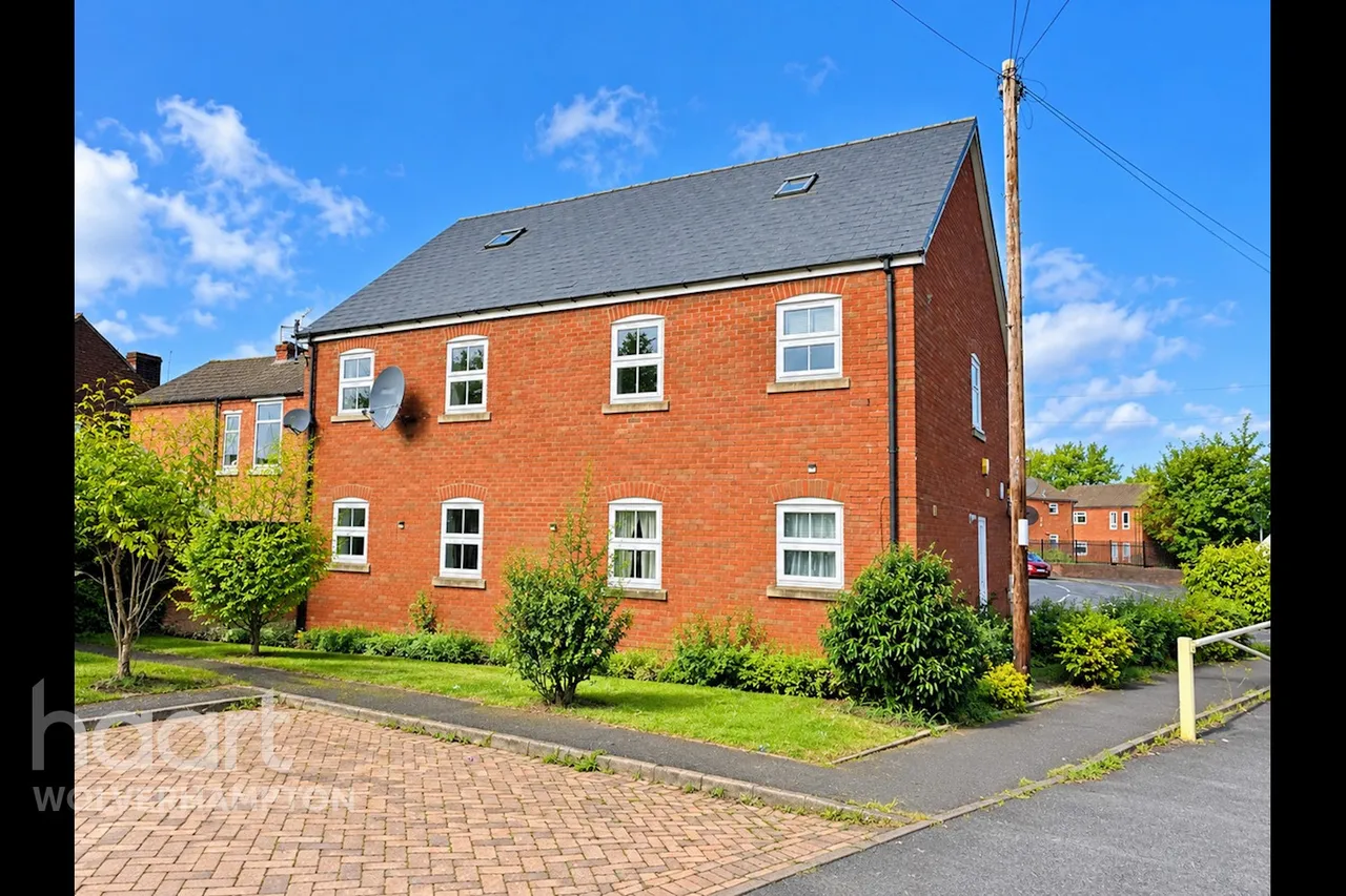 Bilston, WV14, photo 8
