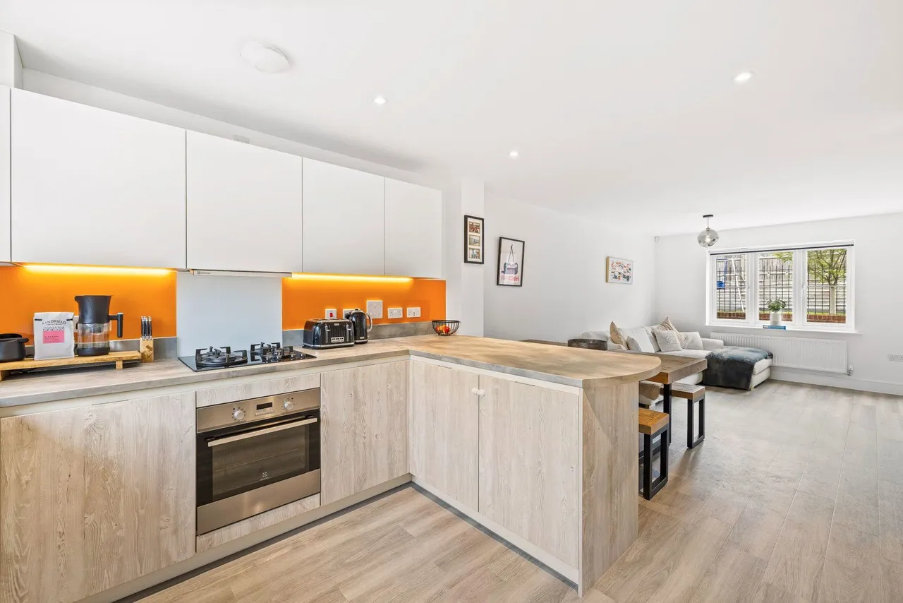 Kilnwood Avenue, Haywards Heath, photo 4
