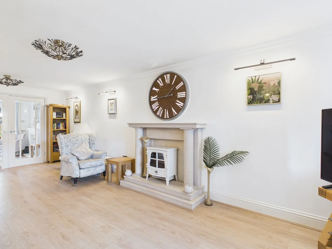 Reid Close, Denton, M34, photo 8