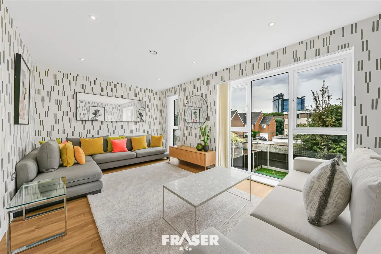 Reynard Way, Brentford, TW8, photo 4