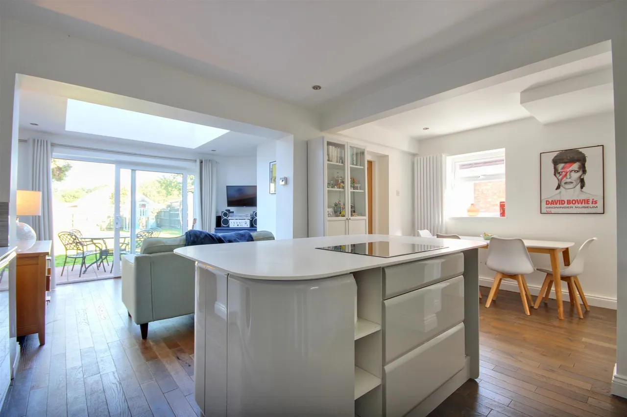 Copandale Road, Beverley, photo 3