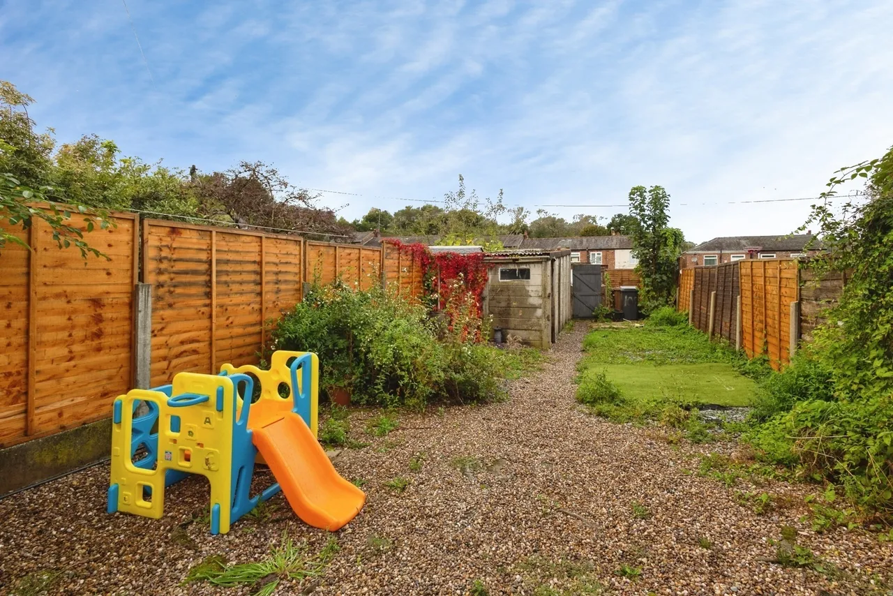 Sandy Lane, Dukinfield, SK16, photo 20