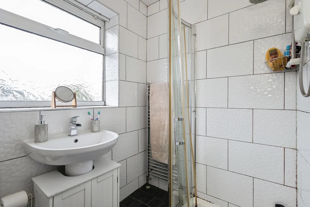 Sandy Lane, Dukinfield, SK16, photo 17