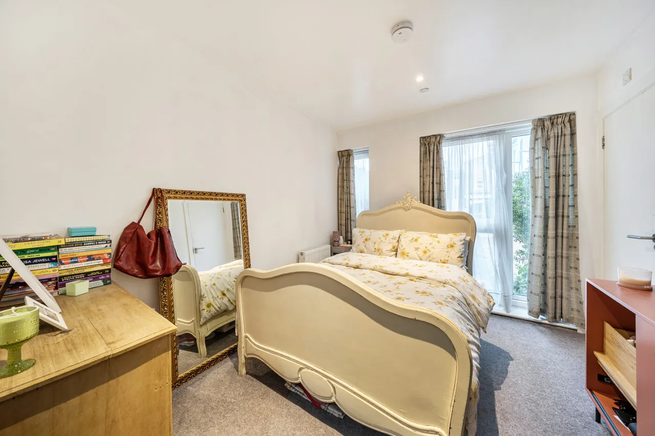 Furley Road, London, SE15, photo 9