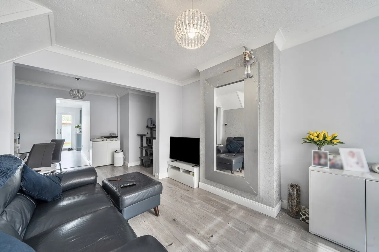 Harcourt Avenue, DA15, photo 9