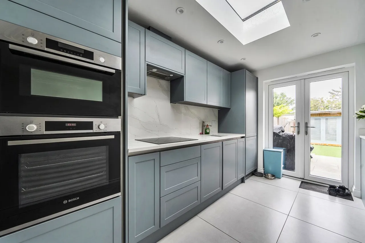 Harcourt Avenue, DA15, photo 12