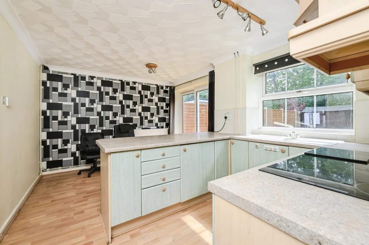 Weatherthorn PETERBOROUGH, PE2, photo 6