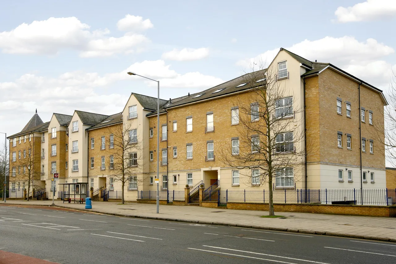 2 bed flat to rent, Richmond Road, Kingston upon Thames, KT2