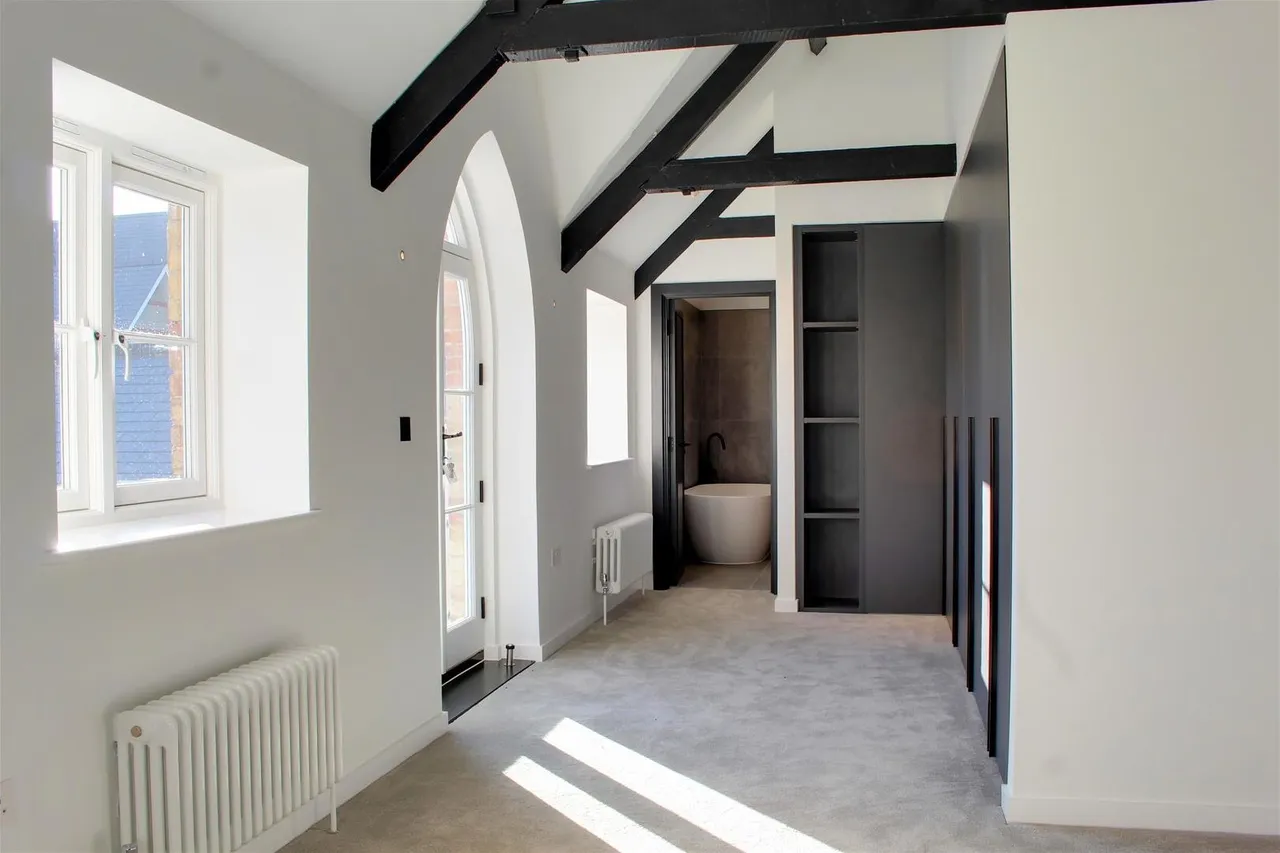 Trent Park 12 Daffodil Crescent, Barnet EN4 0EZ, photo 7