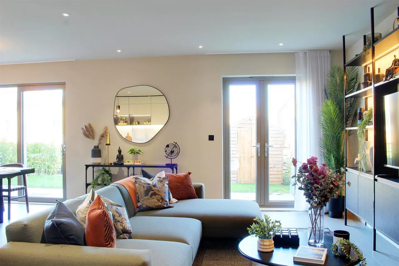Trent Park 12 Daffodil Crescent, Barnet EN4 0EZ, photo 5