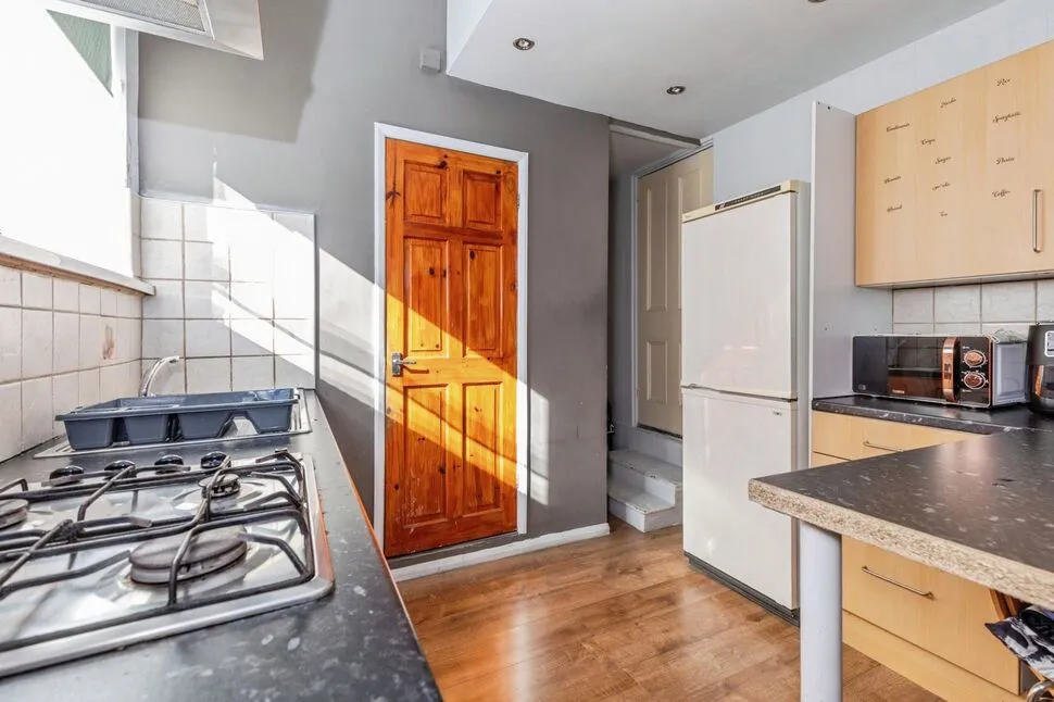 Canterbury Street, Gillingham, ME7, photo 10