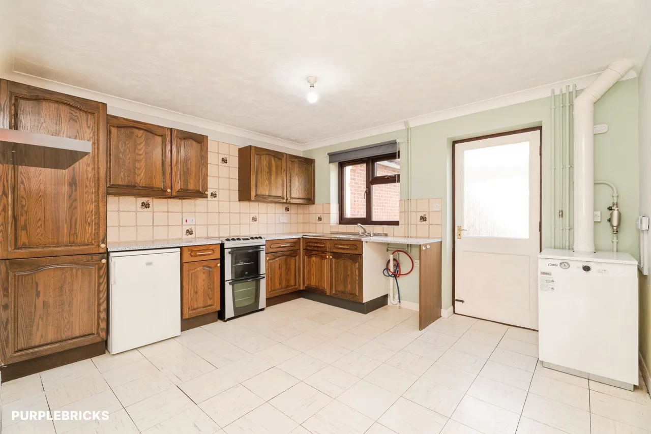 Spinney Close, Beetley, NR20, photo 3