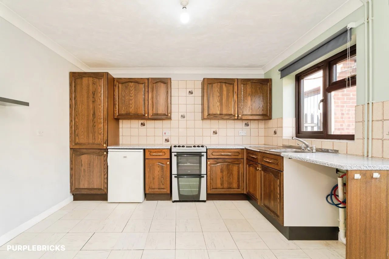 Spinney Close, Beetley, NR20, photo 4