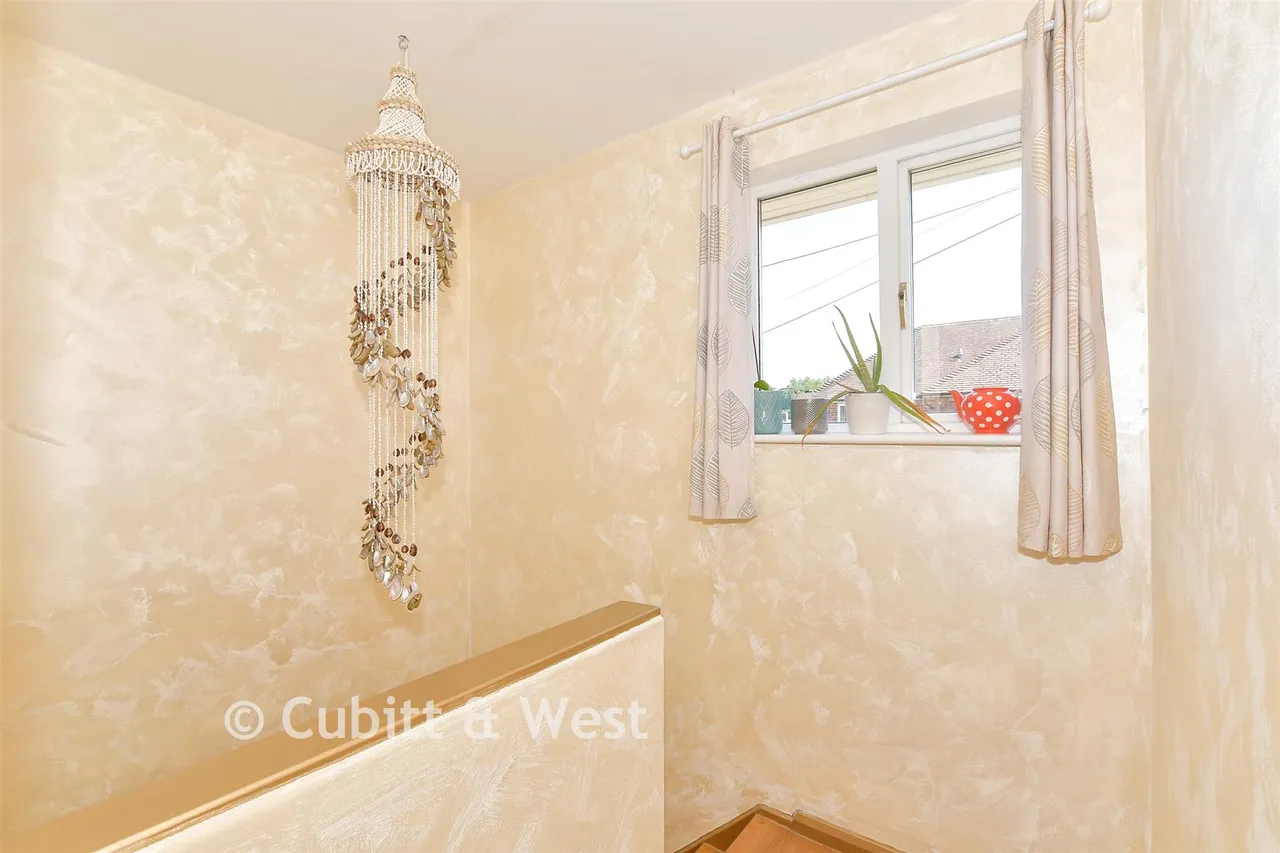 The Spinney, Pulborough, RH20, photo 7