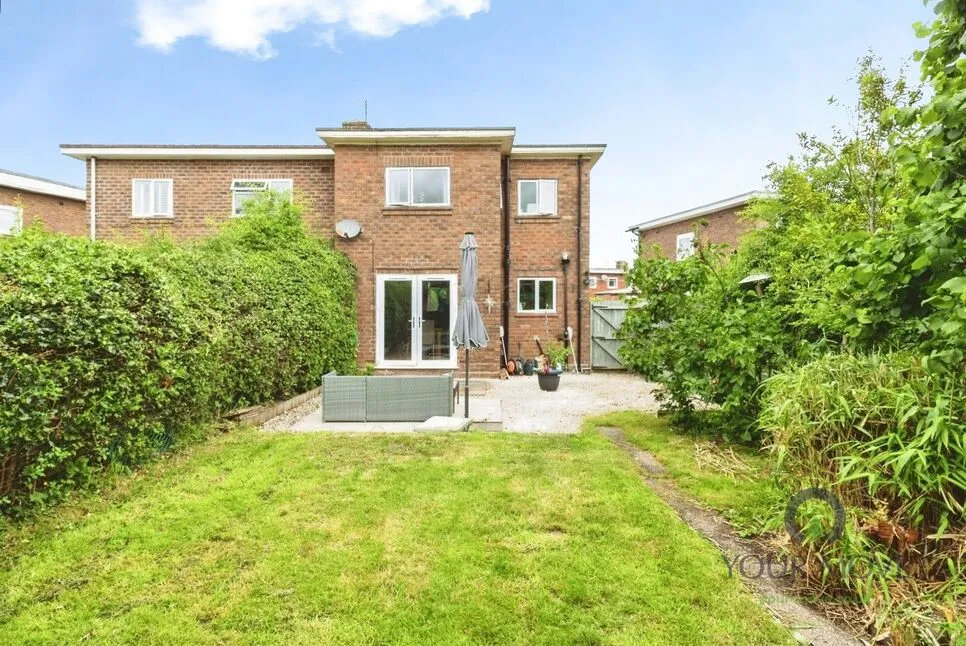 The Crescent, Donnington, TF2, photo 9