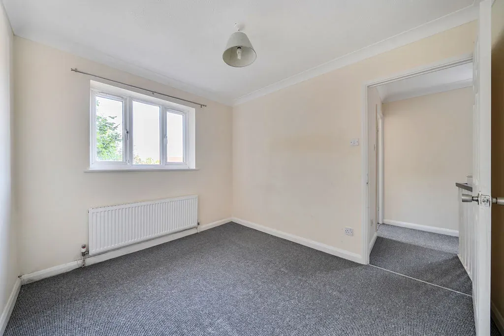 Rillington Gardens, Emerson Valley, Milton Keynes, Buckinghamshire, MK4 2EB, photo 11