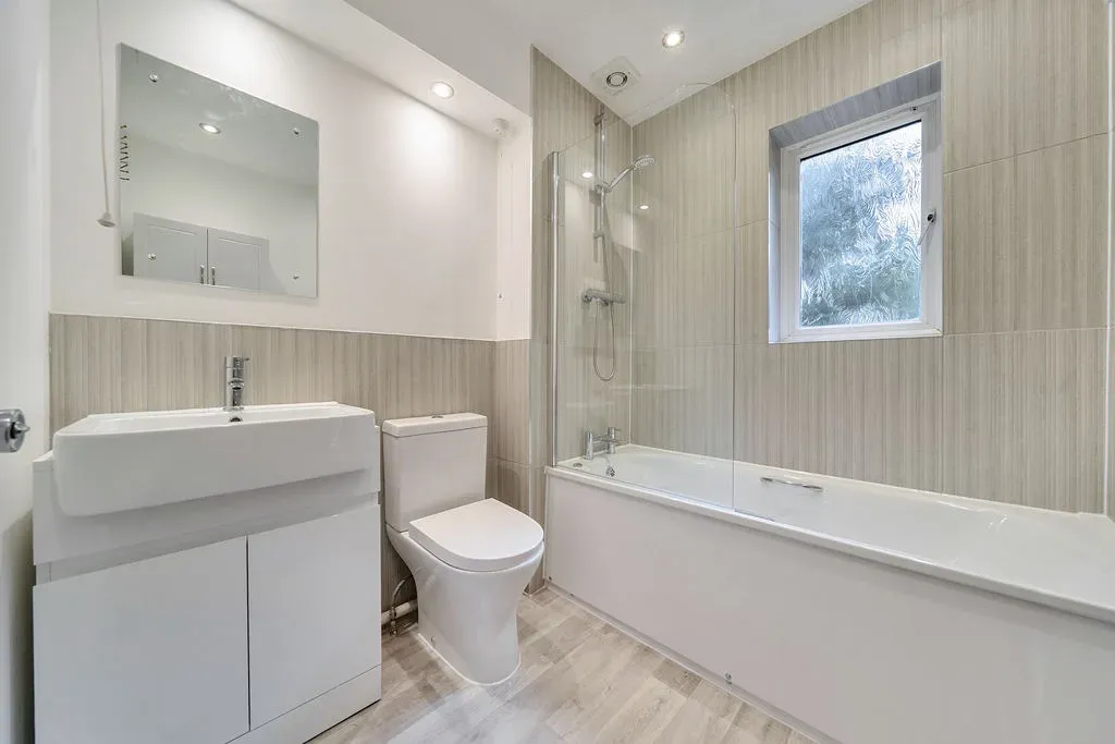 Rillington Gardens, Emerson Valley, Milton Keynes, Buckinghamshire, MK4 2EB, photo 4