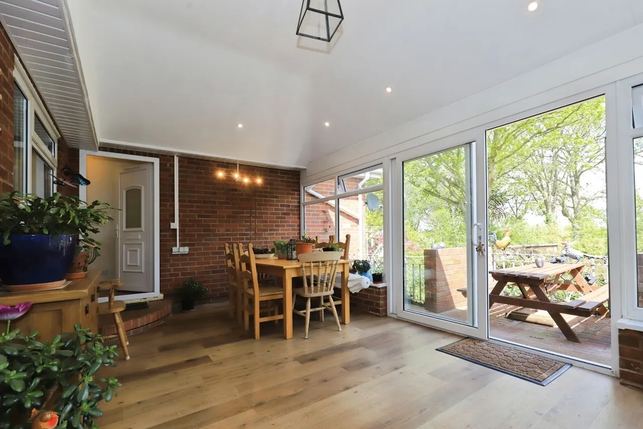 St. Johns Avenue, Kidderminster, DY11, photo 9