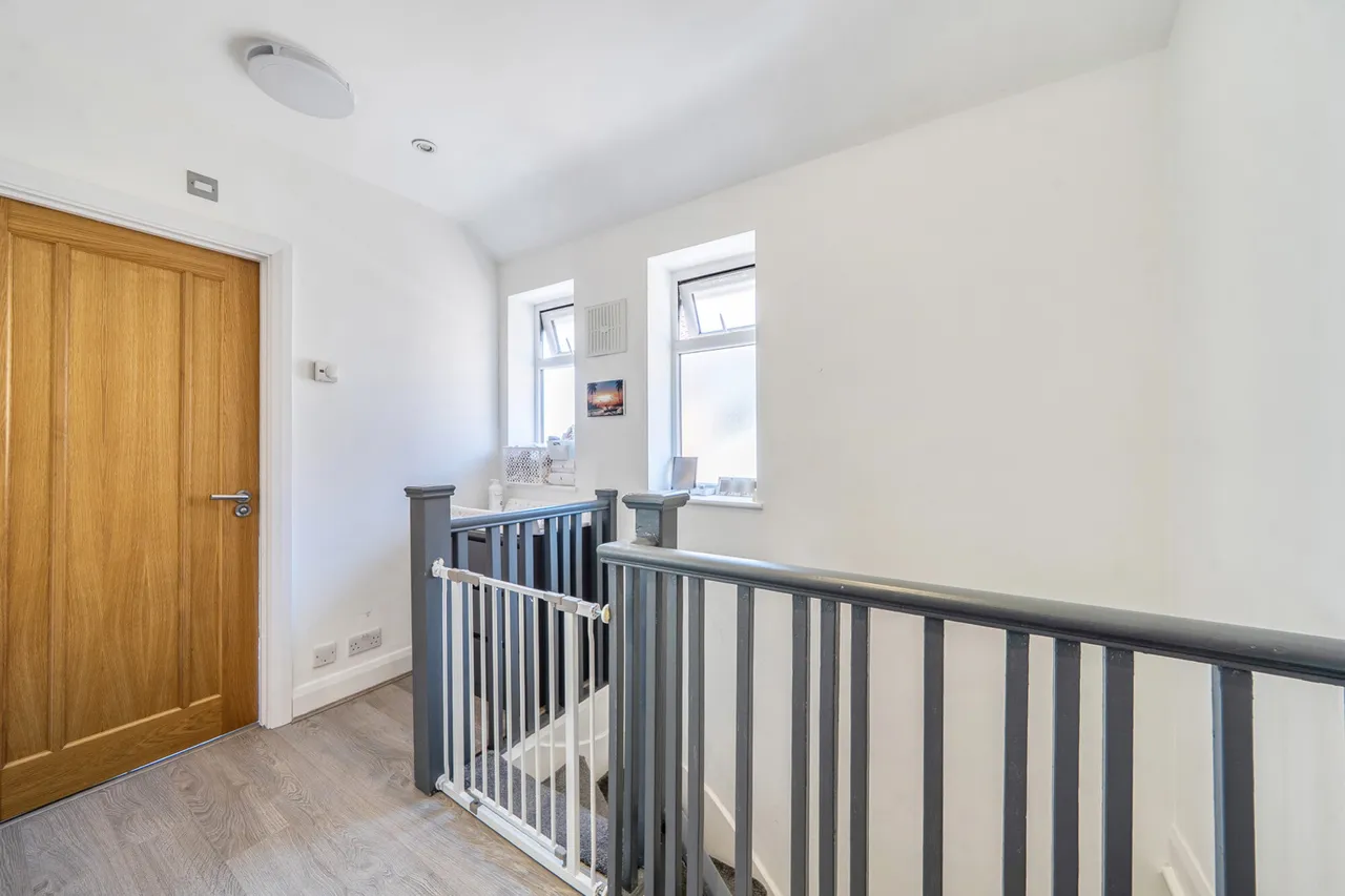 Culver Grove, Stanmore, HA7, photo 12