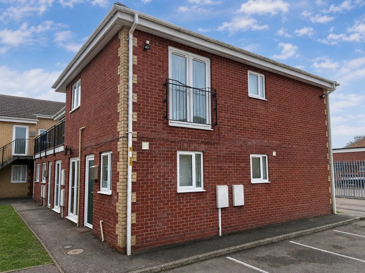 2 bed flat for sale, Langdale Grove, Corby, NN17