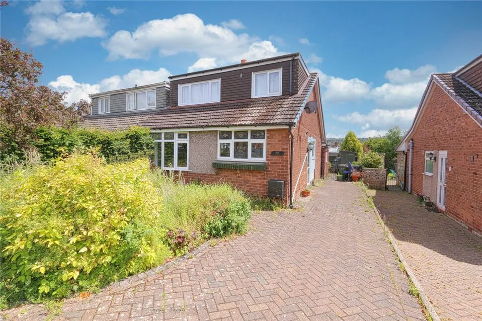 3 bed house for sale — Bembridge Road, Denton, Greater Manchester, M34