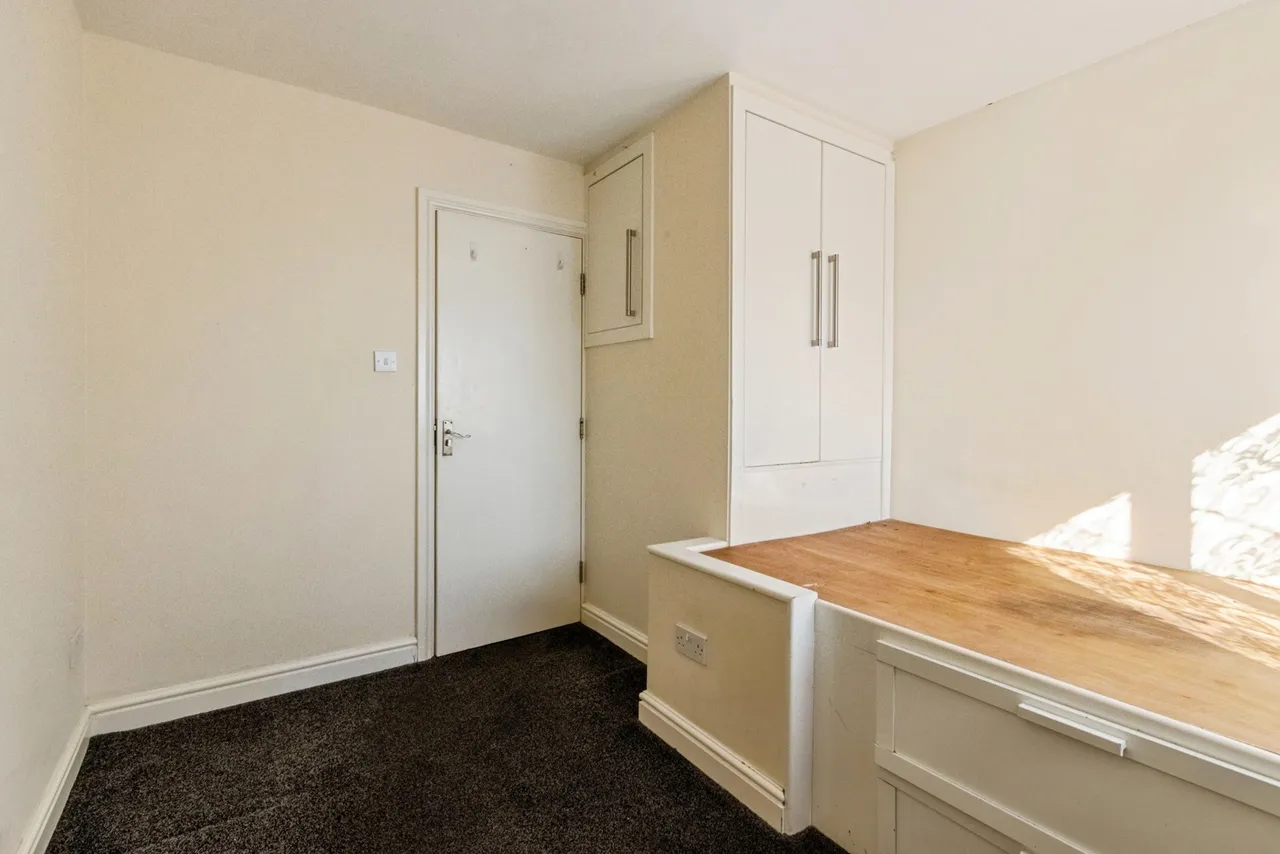 Queensway, Normanton, West Yorkshire, WF6, photo 9