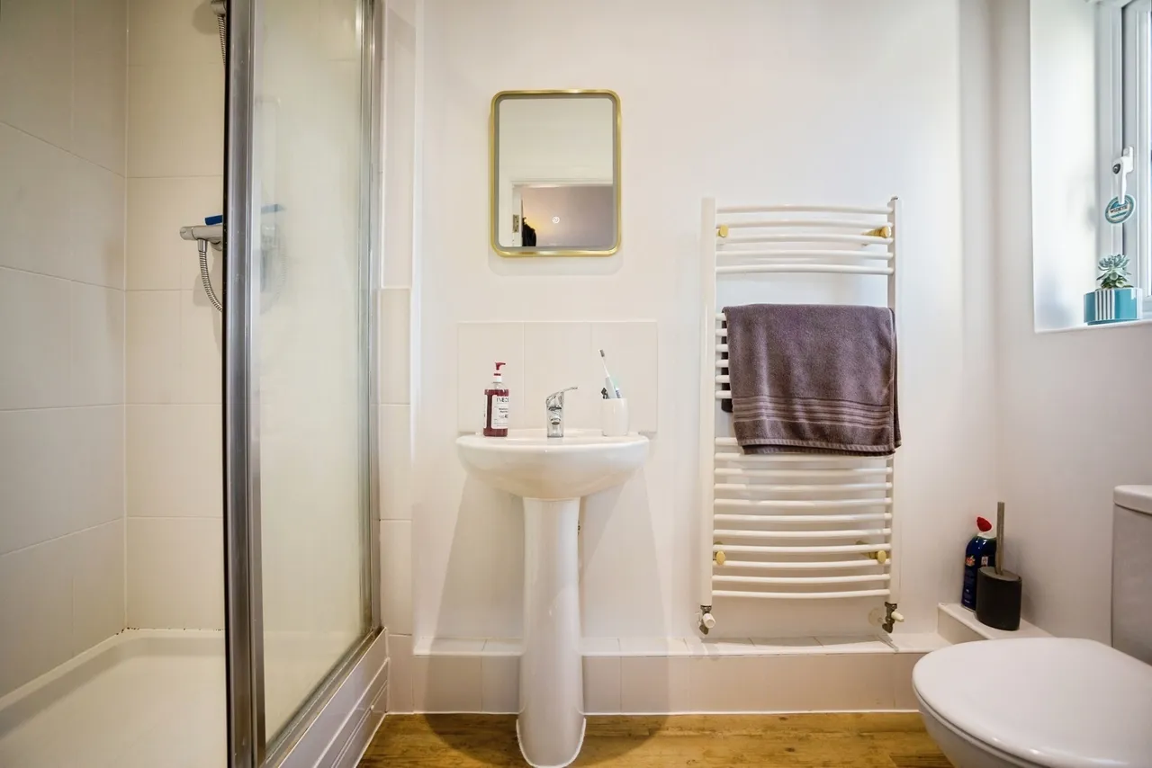 Amber Lane, Kings Hill, West Malling, Kent, ME19, photo 10
