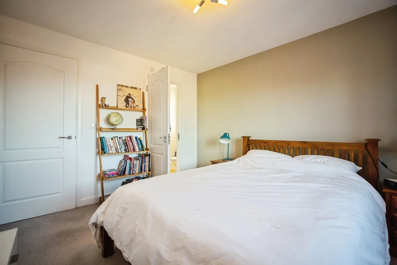 Amber Lane, Kings Hill, West Malling, Kent, ME19, photo 8