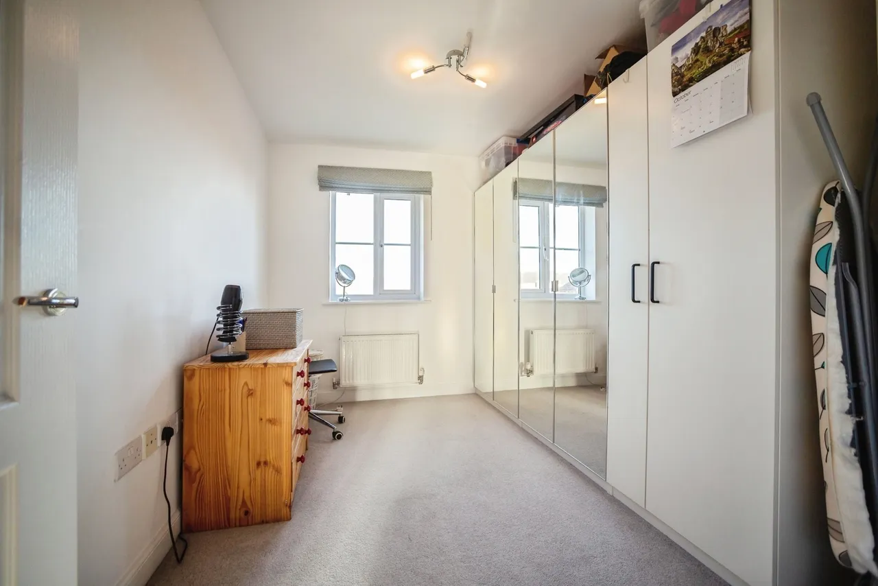 Amber Lane, Kings Hill, West Malling, Kent, ME19, photo 9