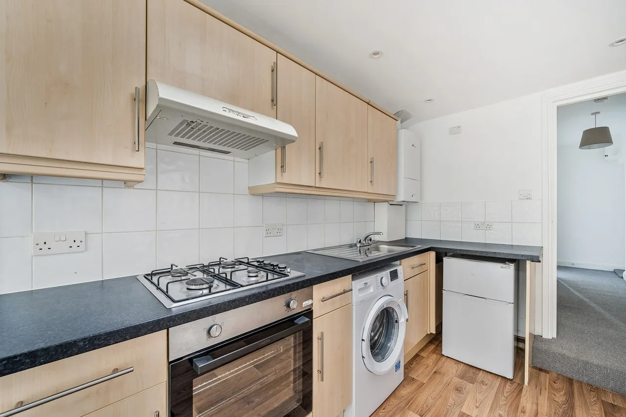 Kimberley Avenue, SE15, photo 9