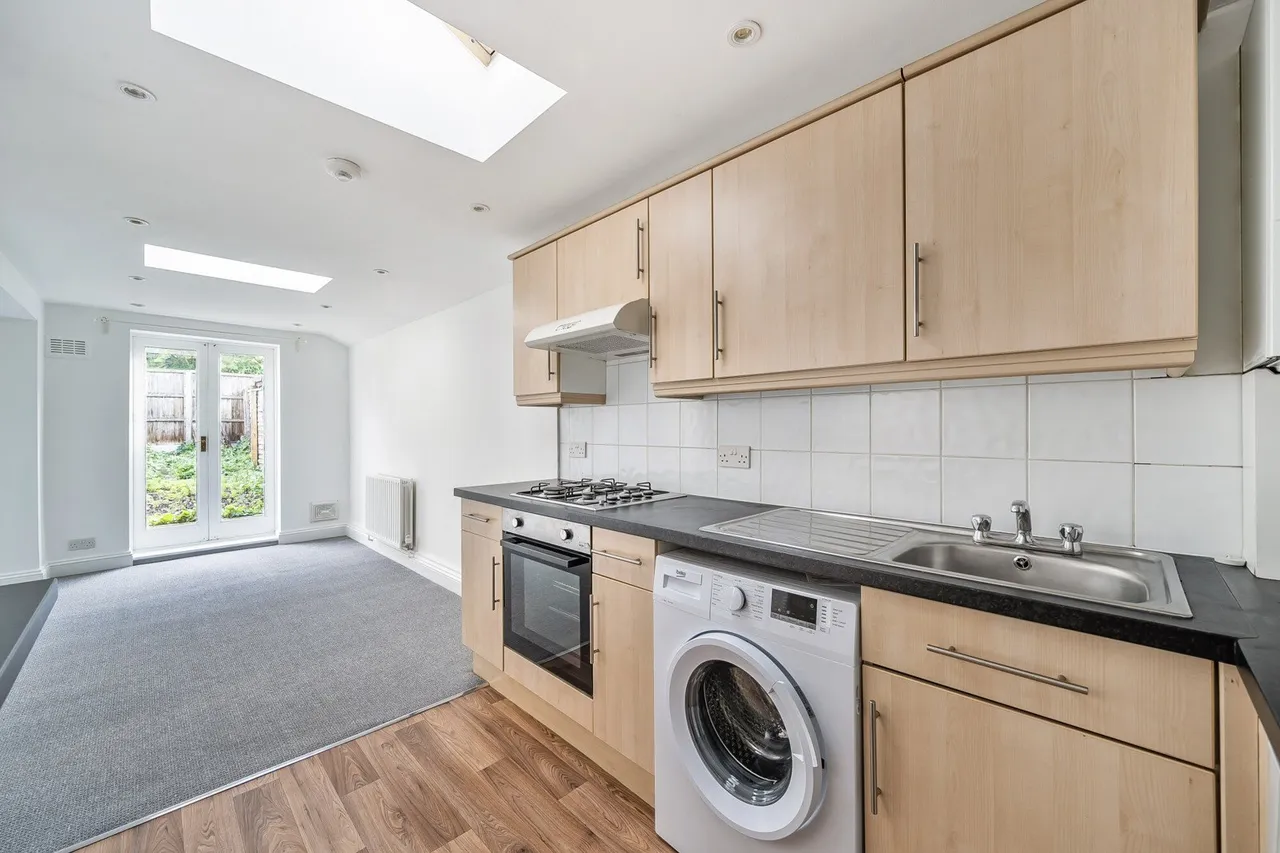 Kimberley Avenue, SE15, photo 2