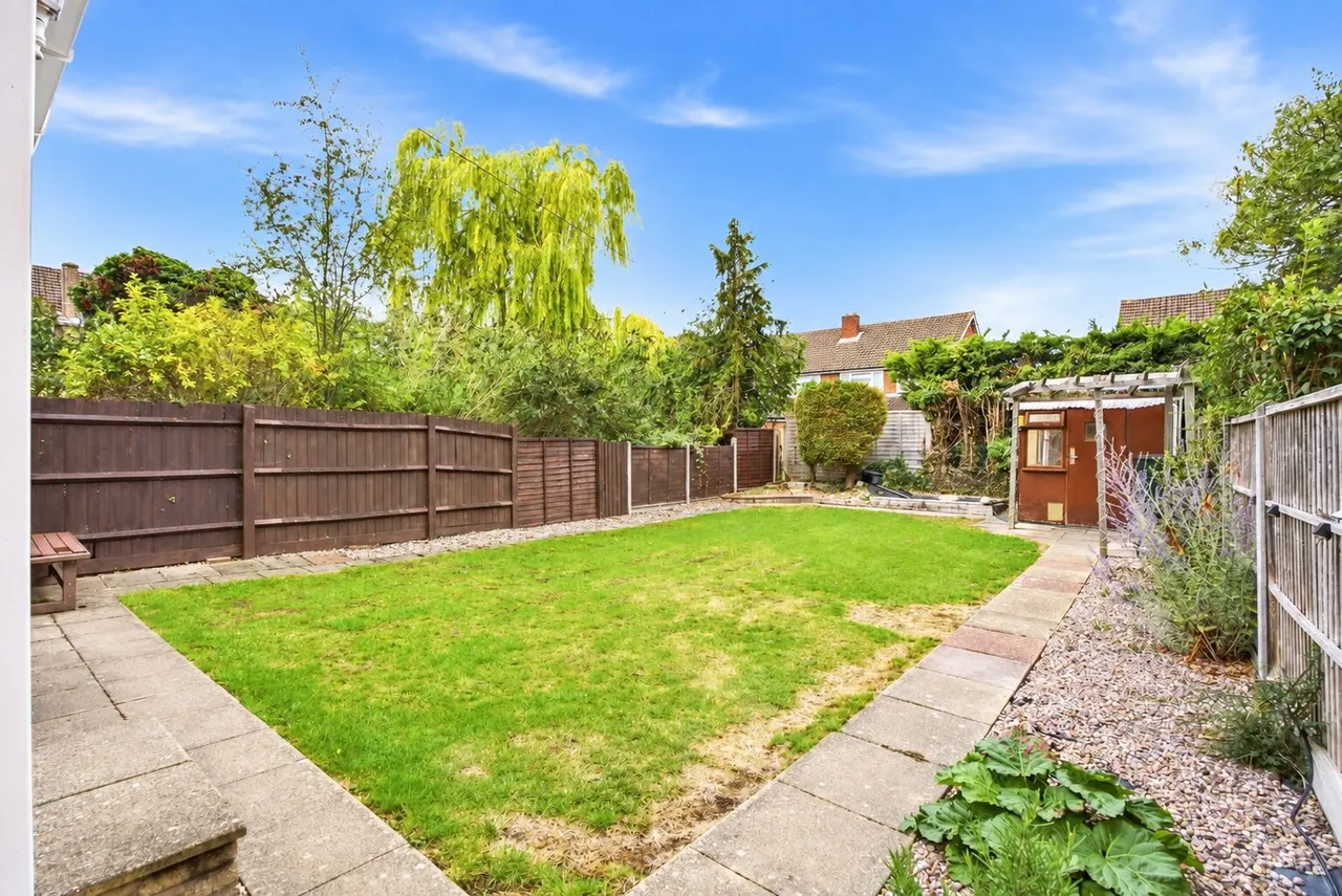 Leston Close, Dunstable, LU6, photo 4