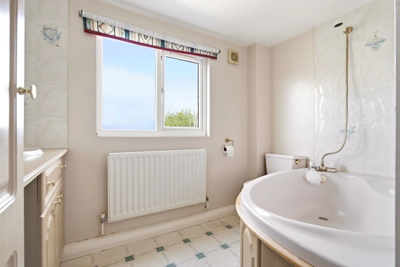 Leston Close, Dunstable, LU6, photo 16