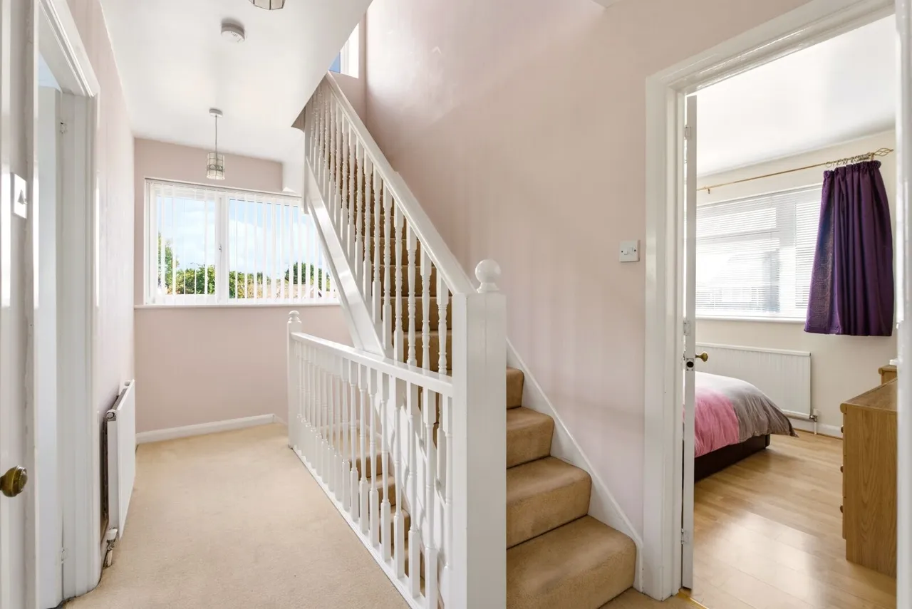 Leston Close, Dunstable, LU6, photo 14