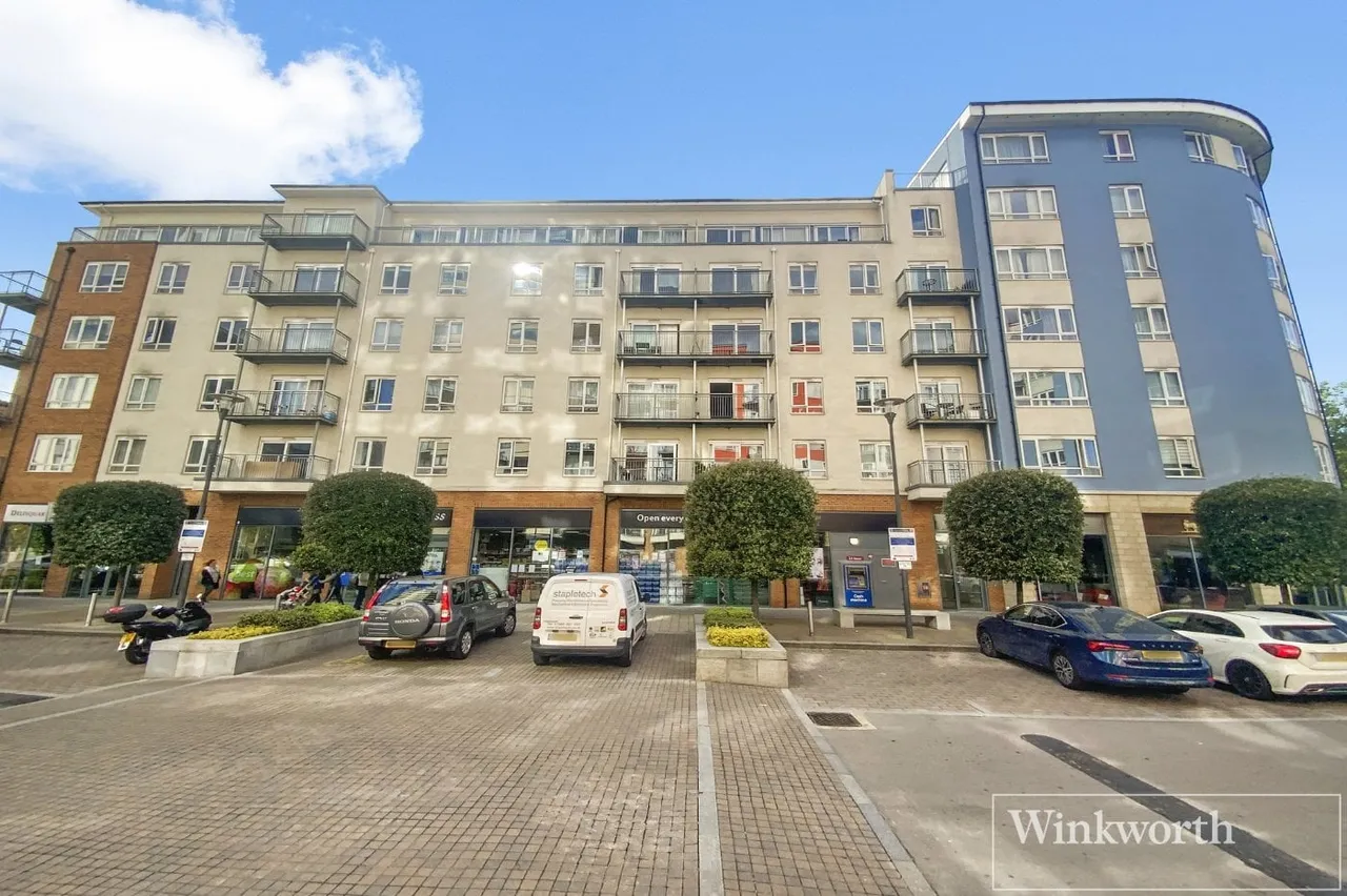 Bantam House, 6 Heritage Avenue, London, NW9, photo 11