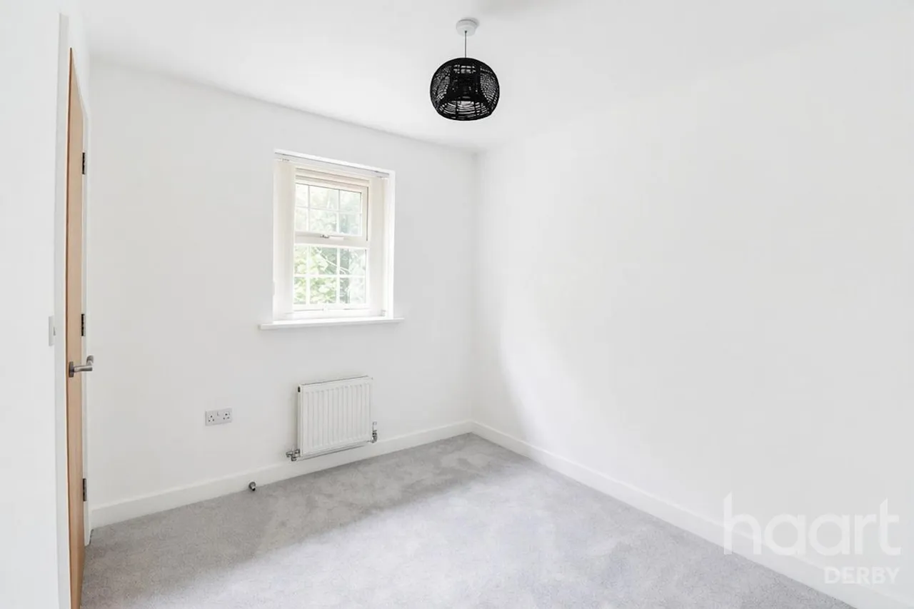 Bramblehedge Drive, Sinfin, DE24, photo 13