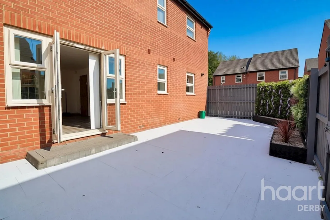 Bramblehedge Drive, Sinfin, DE24, photo 18