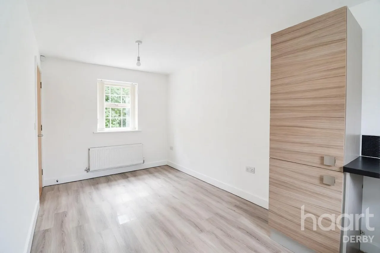 Bramblehedge Drive, Sinfin, DE24, photo 5