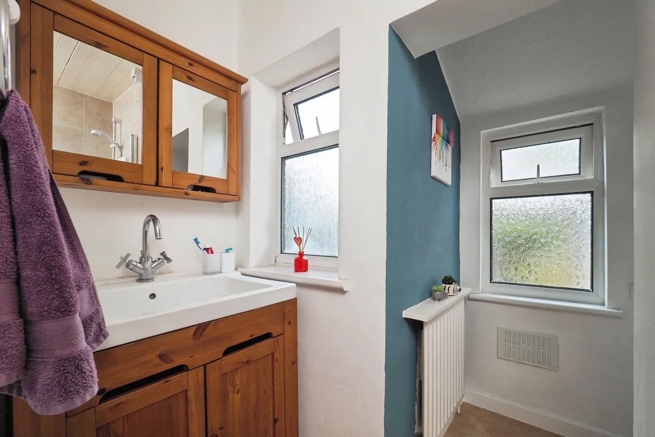 School Lane, Chilwell, Nottinghamshire, NG9, photo 13