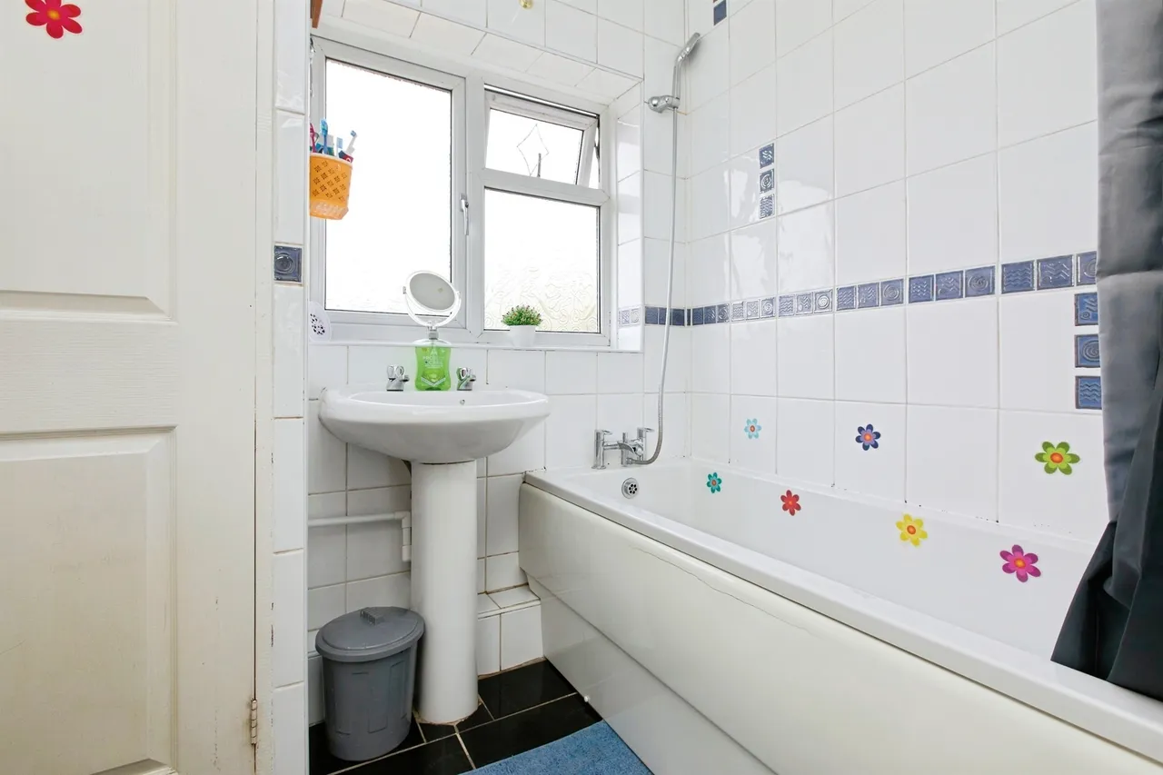 Radcliffe Drive, Derby, DE22, photo 10