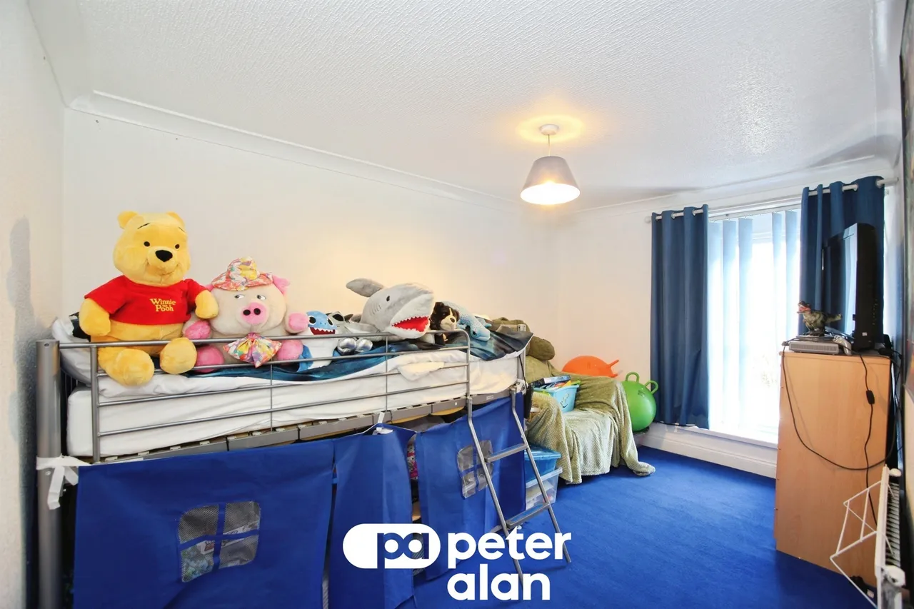 High Street, Newport, NP11, photo 10