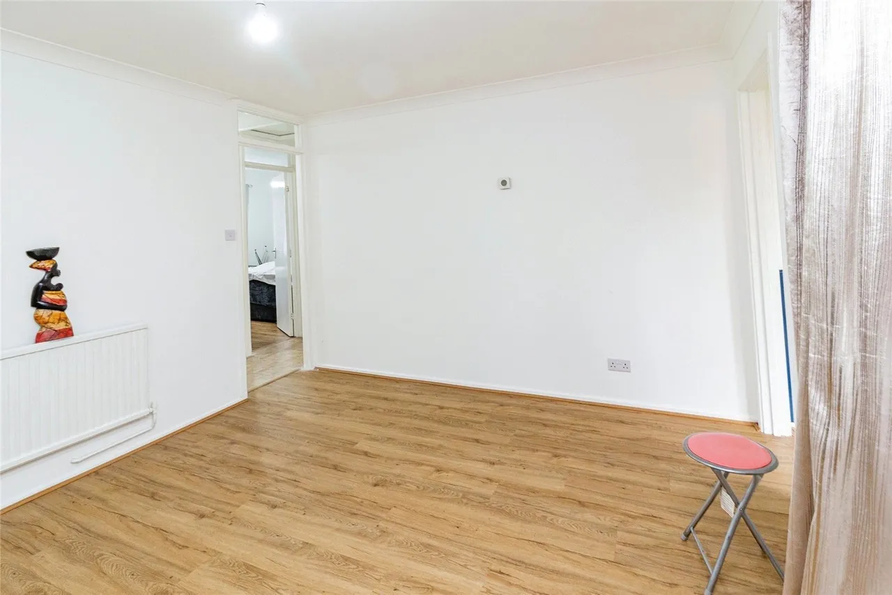 Forest Rise, Eaglestone, Milton Keynes, Buckinghamshire, MK6, photo 12