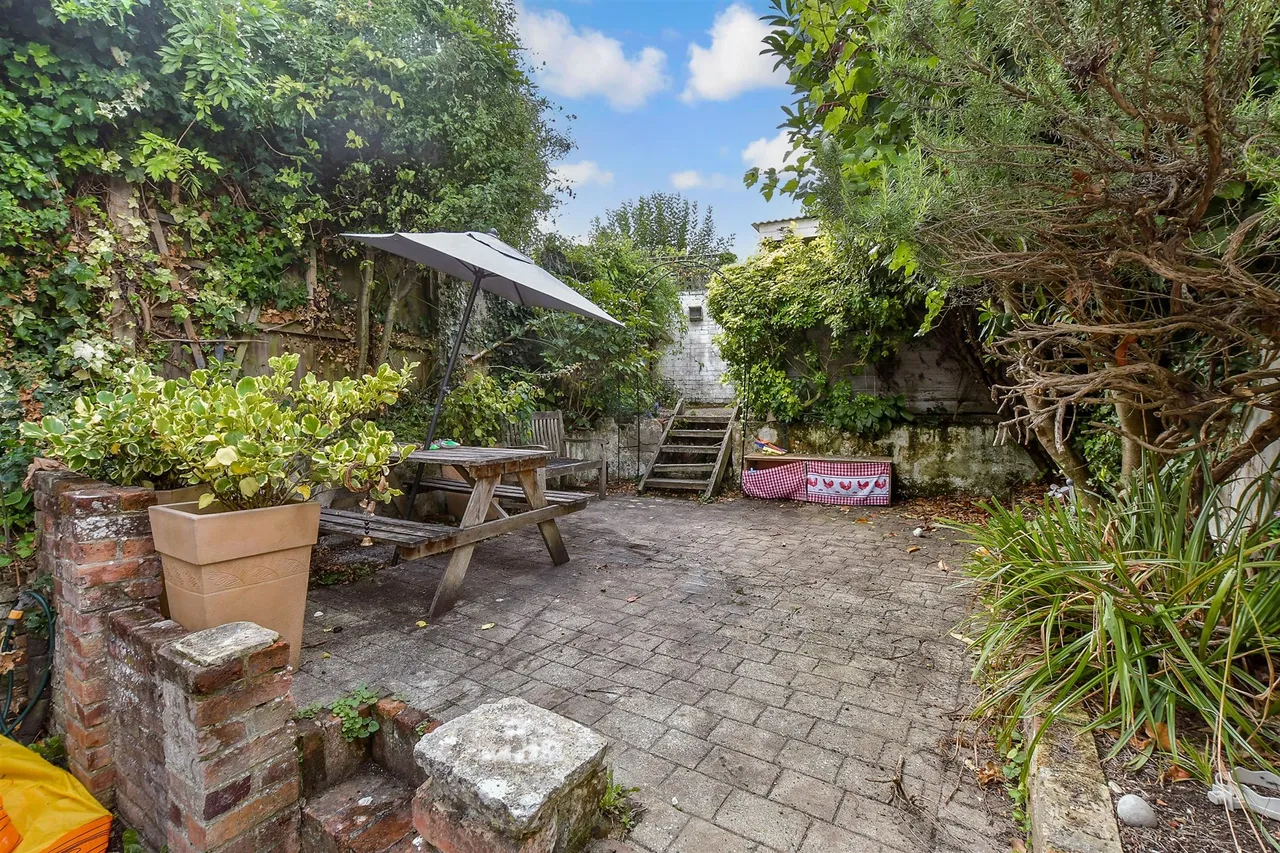Kings Road, Bembridge, PO35, photo 12