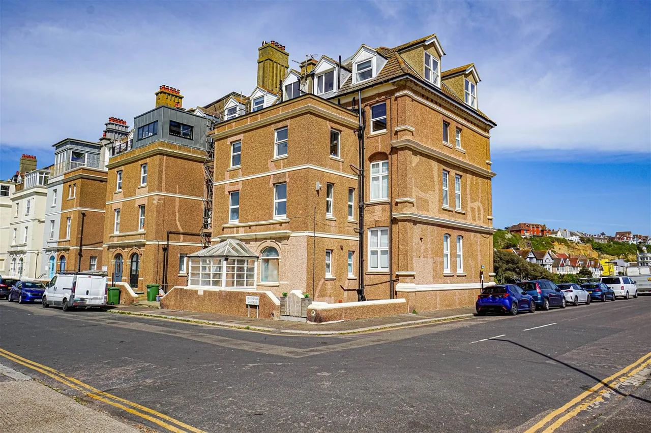 Grosvenor Gardens, St Leonards-On-Sea, photo 19