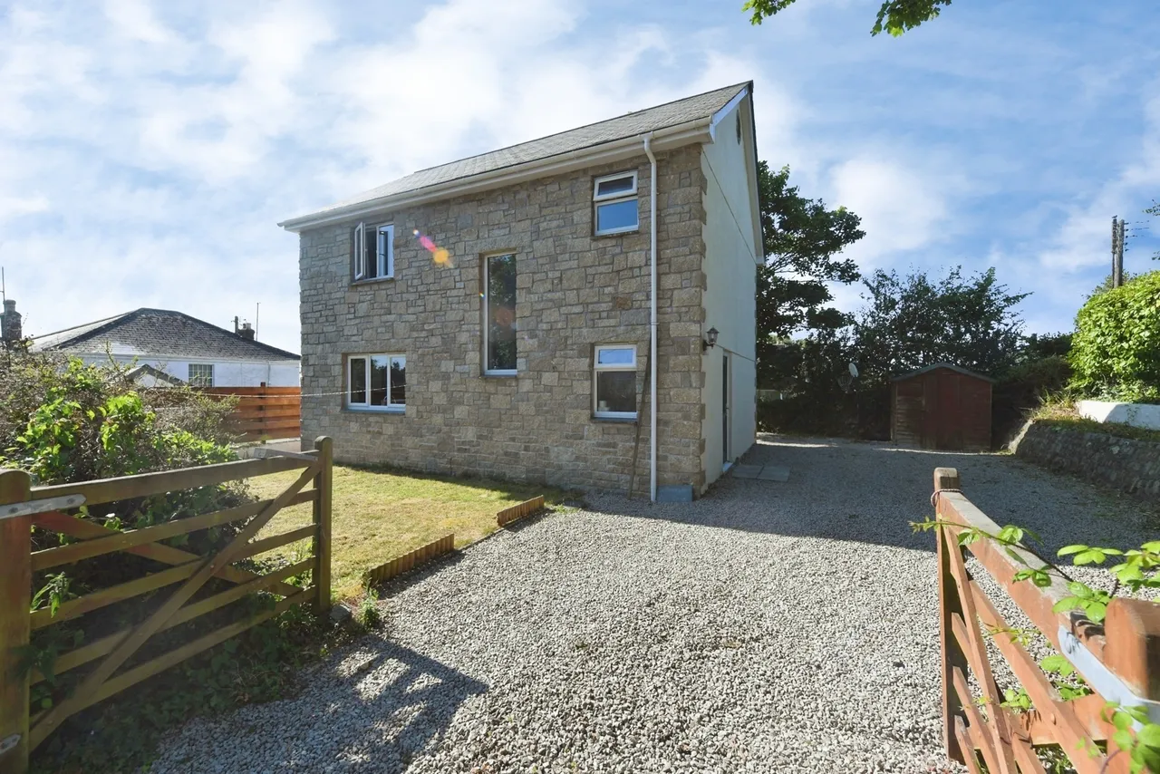 3 bed house for sale, Manor Farm Close, Goldsithney, TR20